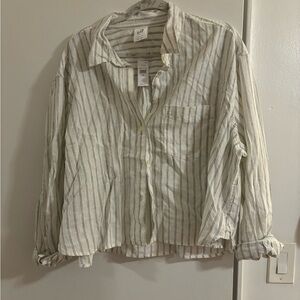 Cropped linen blend shirt